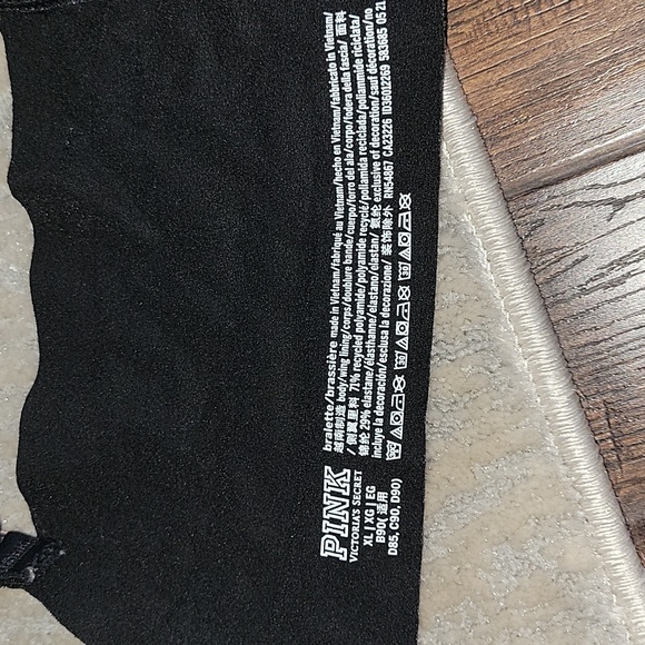 PINK VS black wireless bralette size XL - Picture 4 of 4